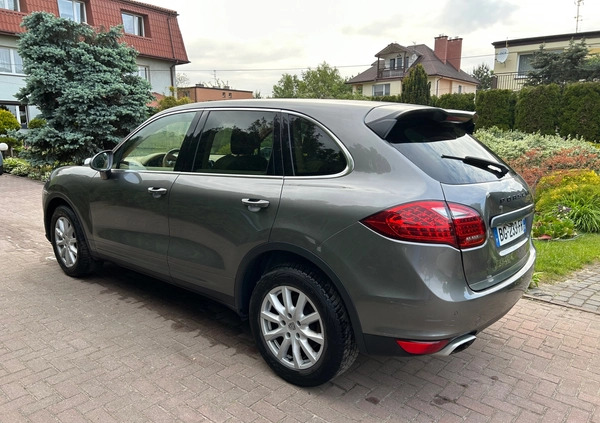 Porsche Cayenne cena 54999 przebieg: 230000, rok produkcji 2011 z Łódź małe 137